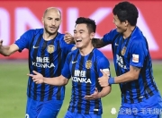爱游戏体育官方入口-球队冲冠一直：团结拼搏终圆梦想的简单介绍