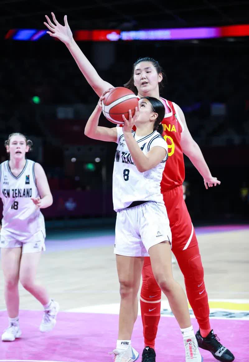 包含32分大胜！张子宇16+4中国女篮热身赛再胜日本的词条